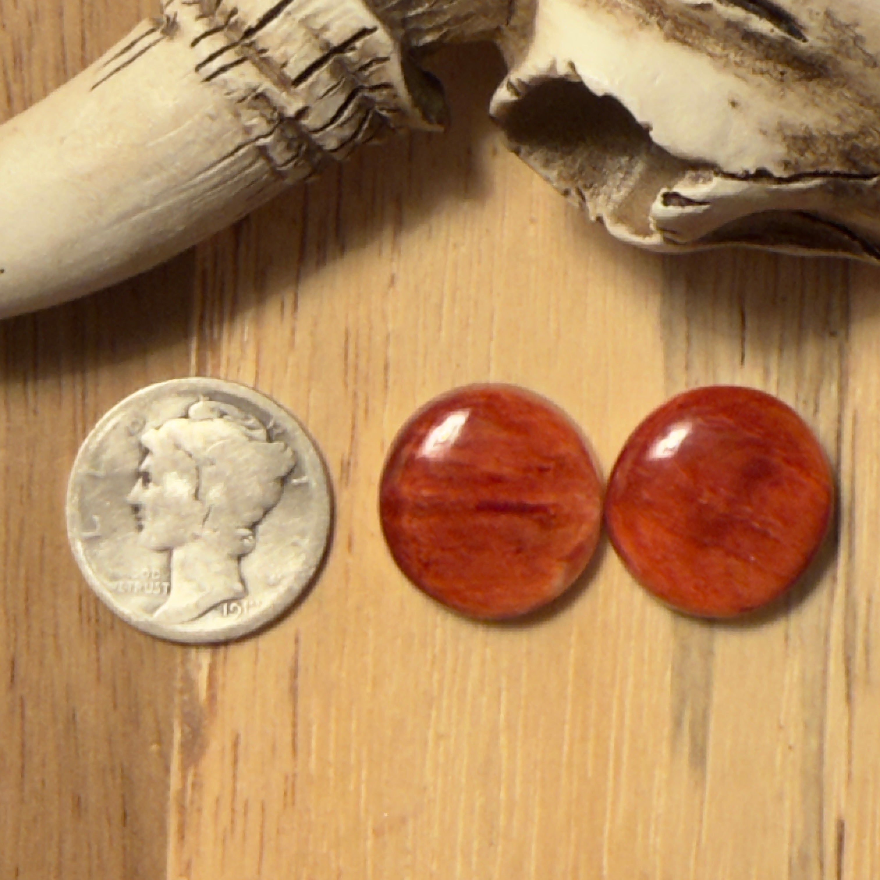 Red Spiny Oyster Matching Pair